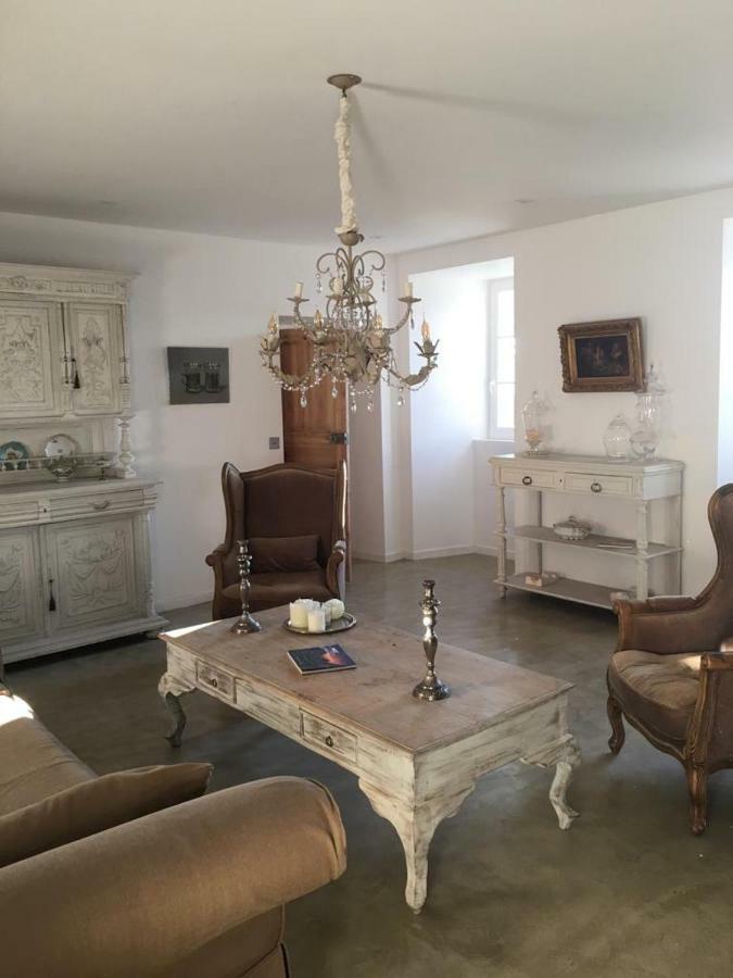 La Cure Grande Maison De Charme De 2 A 14 Personnes Saint-Urcize Екстер'єр фото