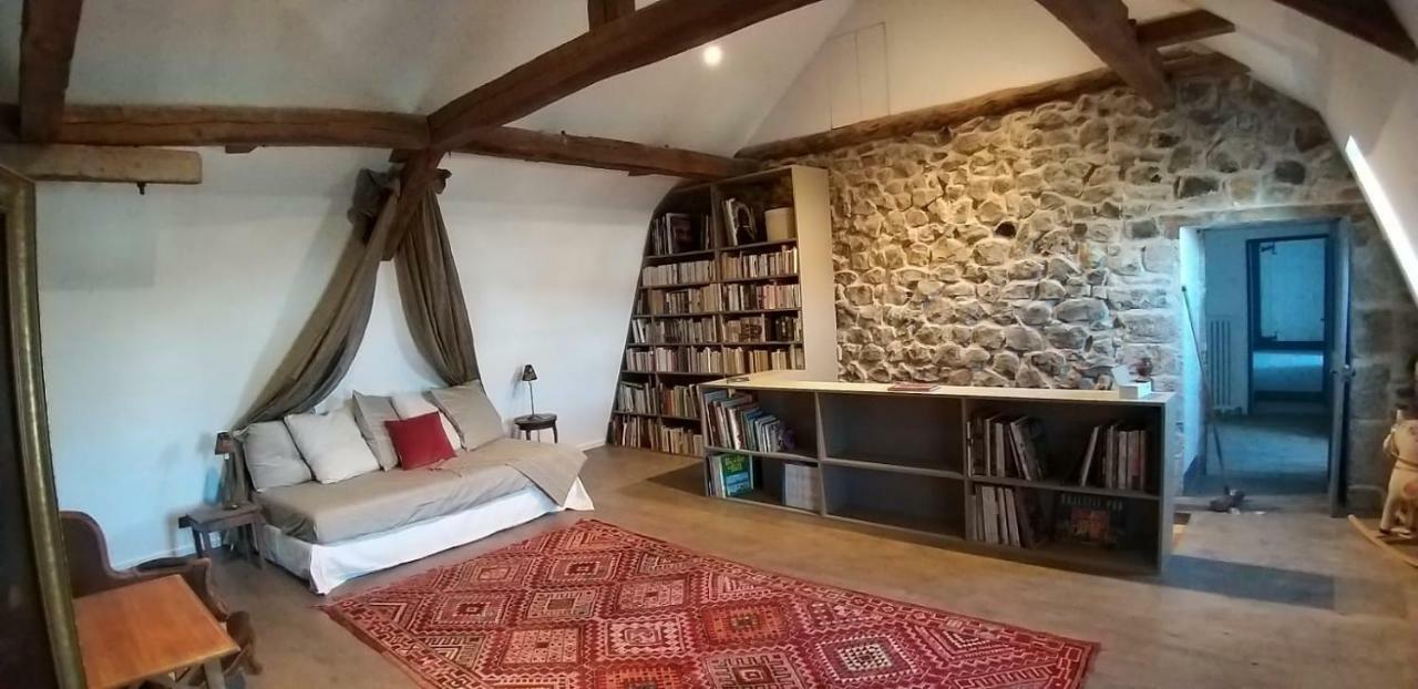 La Cure Grande Maison De Charme De 2 A 14 Personnes Saint-Urcize Екстер'єр фото